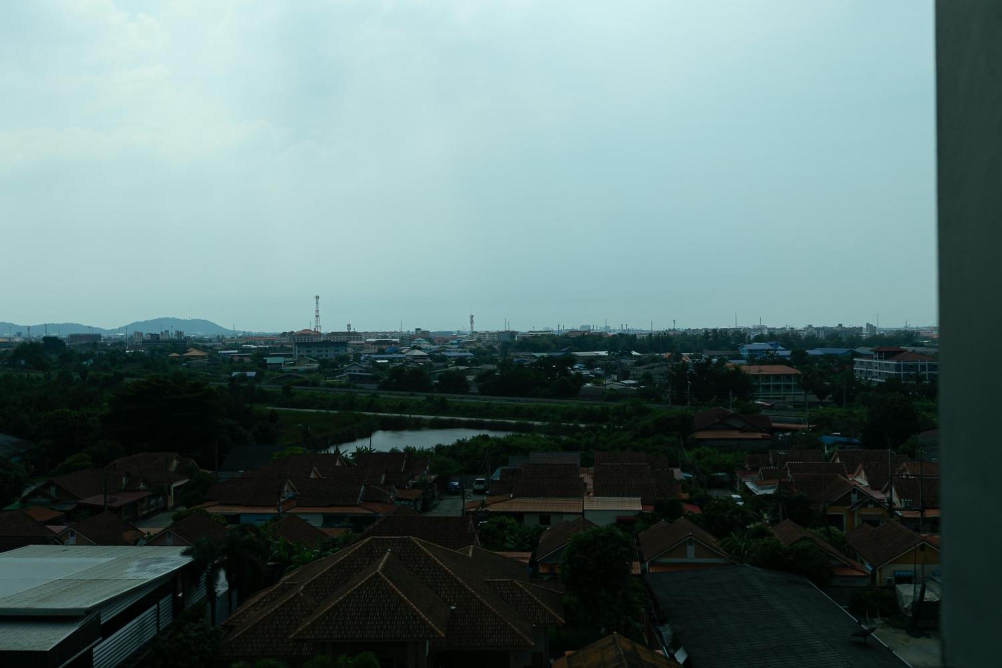 Farthai Residence Phan Thong Экстерьер фото