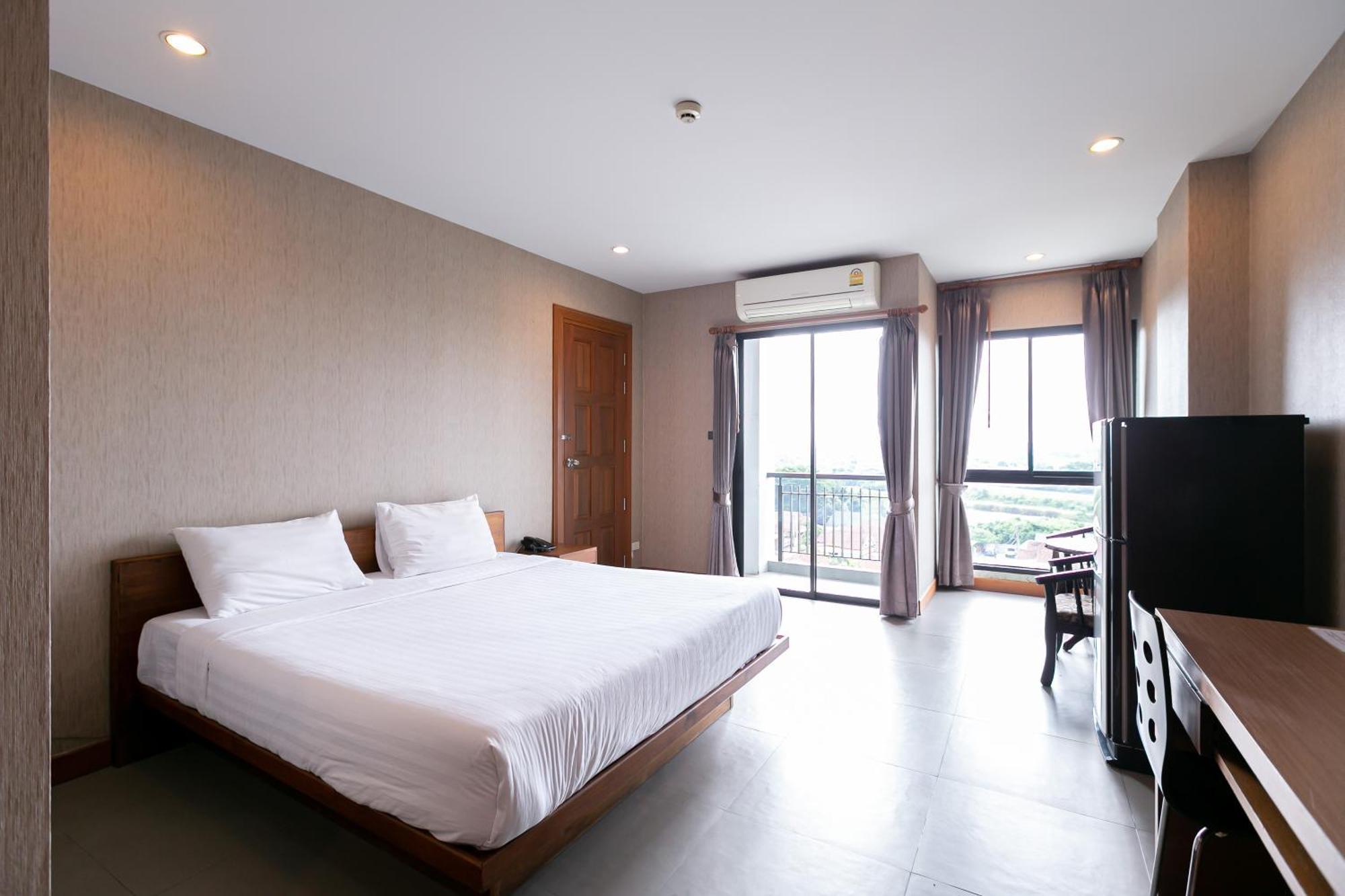 Farthai Residence Phan Thong Экстерьер фото