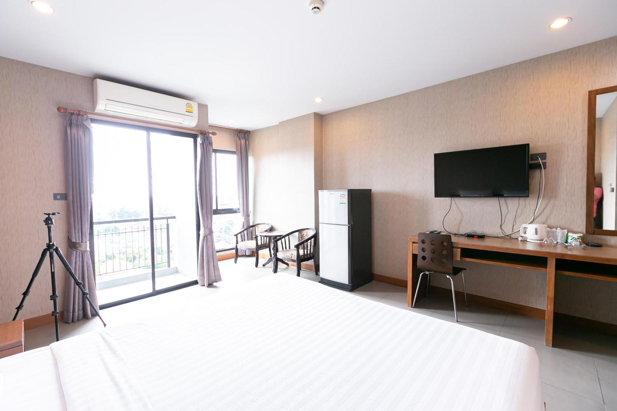 Farthai Residence Phan Thong Экстерьер фото